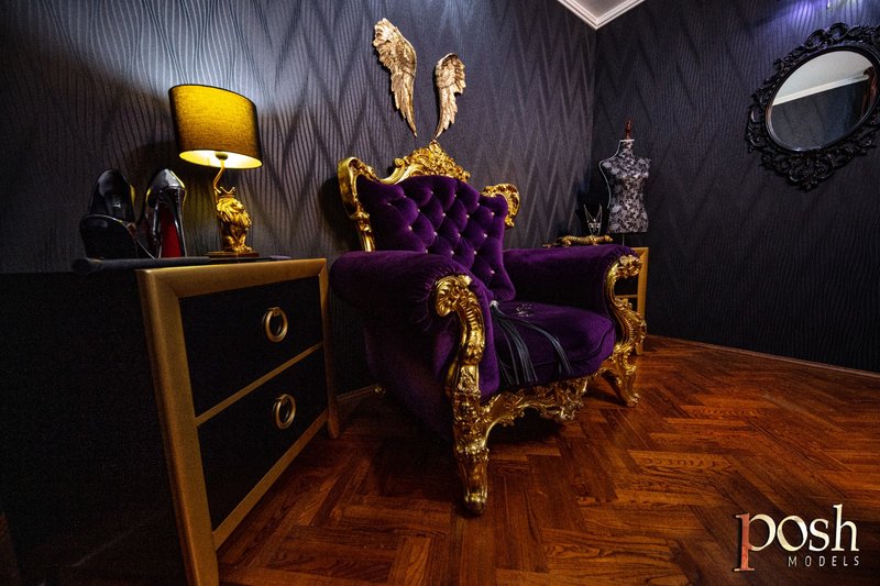 Modele pentru Studio Fetish in Bucuresti Videochat Fetish