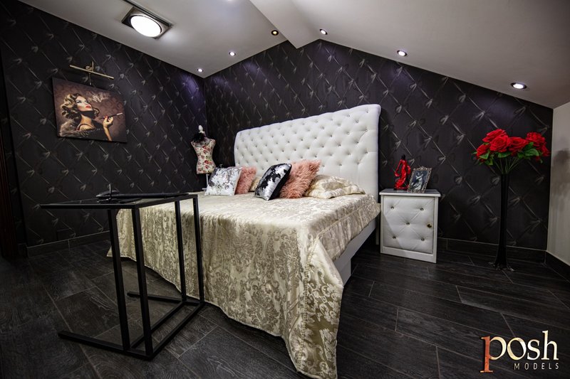 Modele pentru Studio Fetish in Bucuresti Videochat Fetish